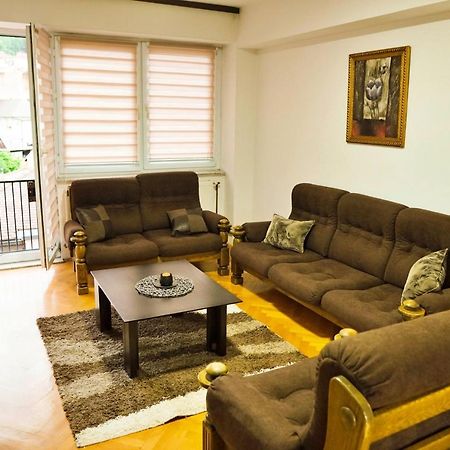 Vijecnica View 2Bdr Apartment With Balcony - Best Location 사라예보 외부 사진
